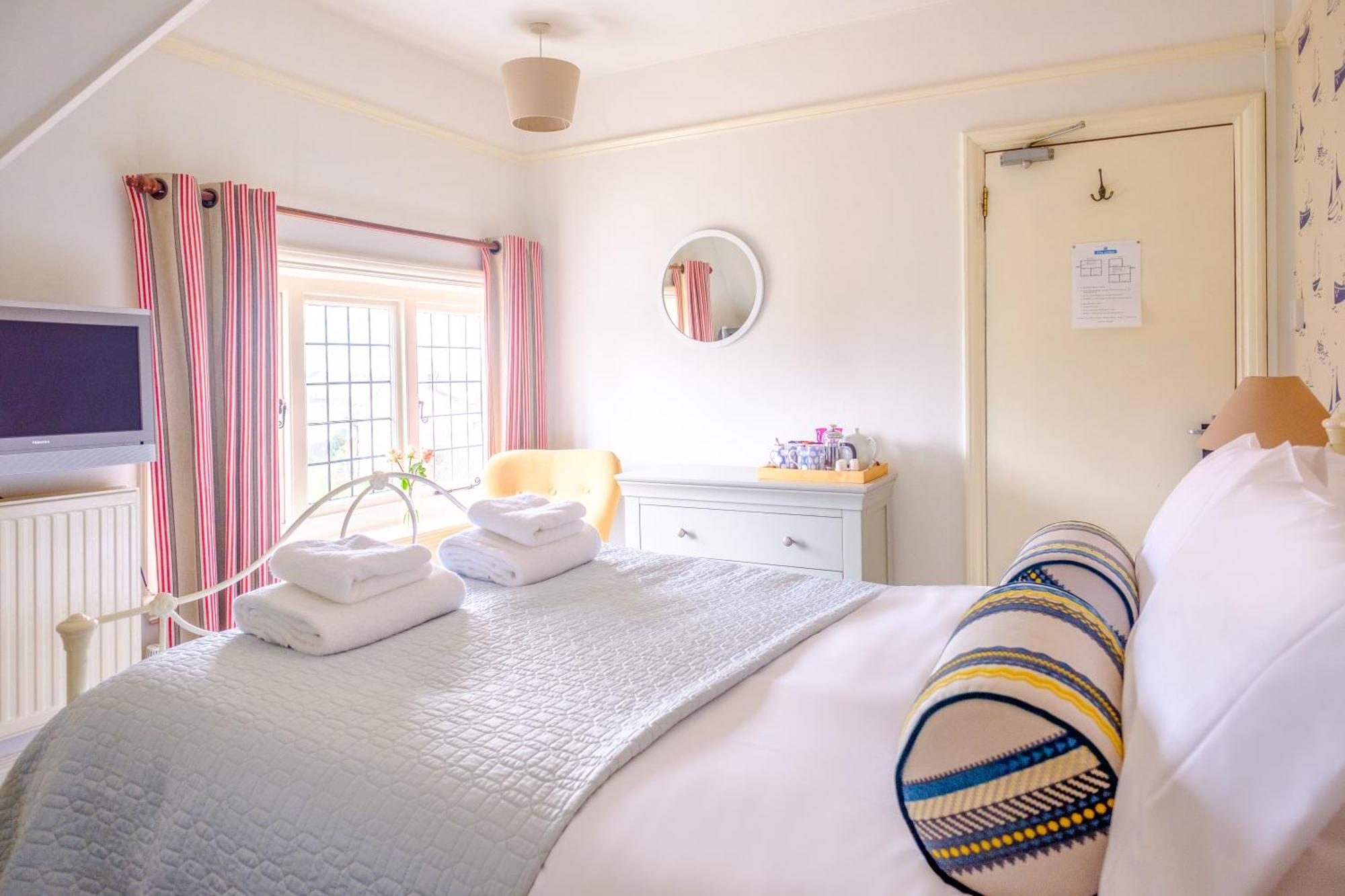 The Bell Inn Walberswick Bagian luar foto